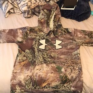 Camouflage under-armor sweatshirt